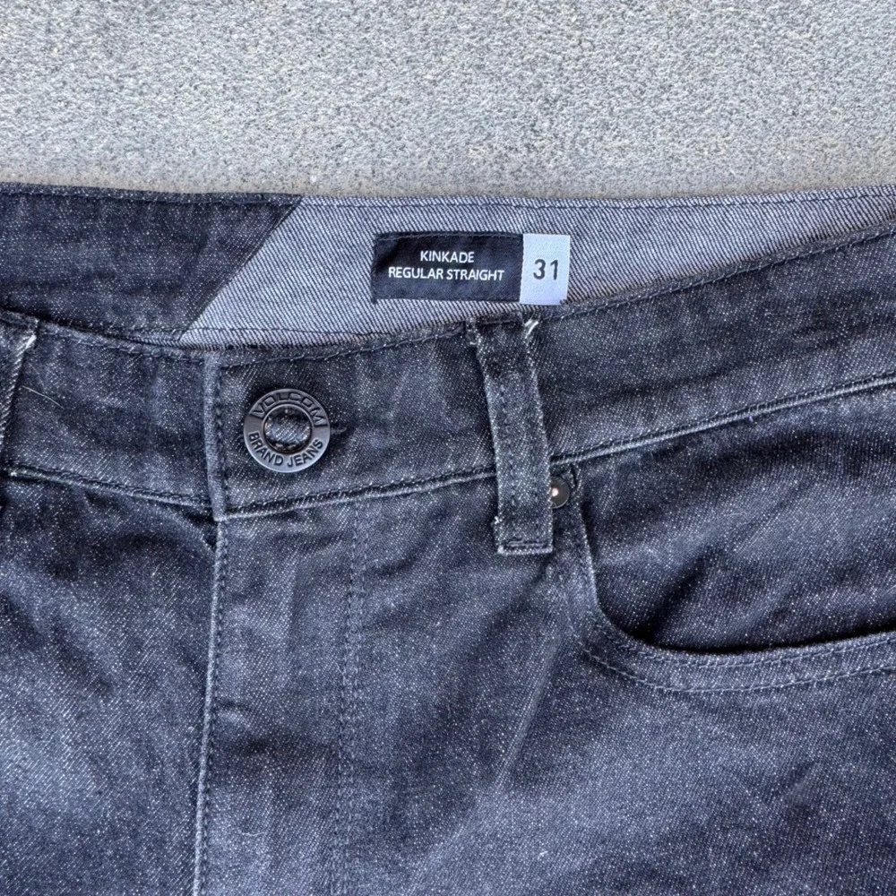 Volcom Kinkade Regular Straight Leg Jeans Mens 31 Dark Wash Black A1902303